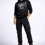 Urban cargo pants with zipper closure