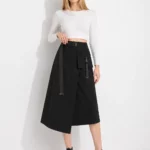 Single-pocket long cargo skirt