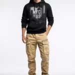 Urban cargo pants with zipper closure